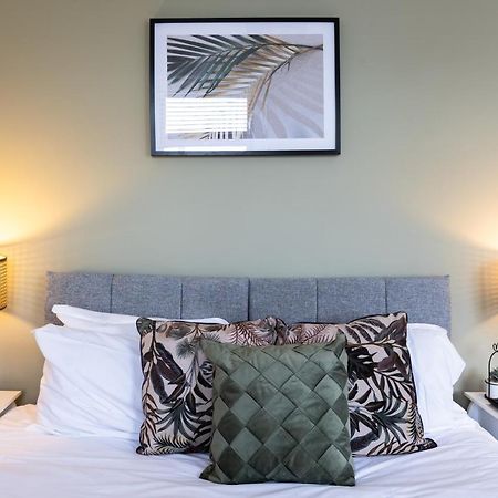 Levi Suite By Koya Homes - 3-Bedroom Home, Downtown Cardiff, Free Parking Extérieur photo