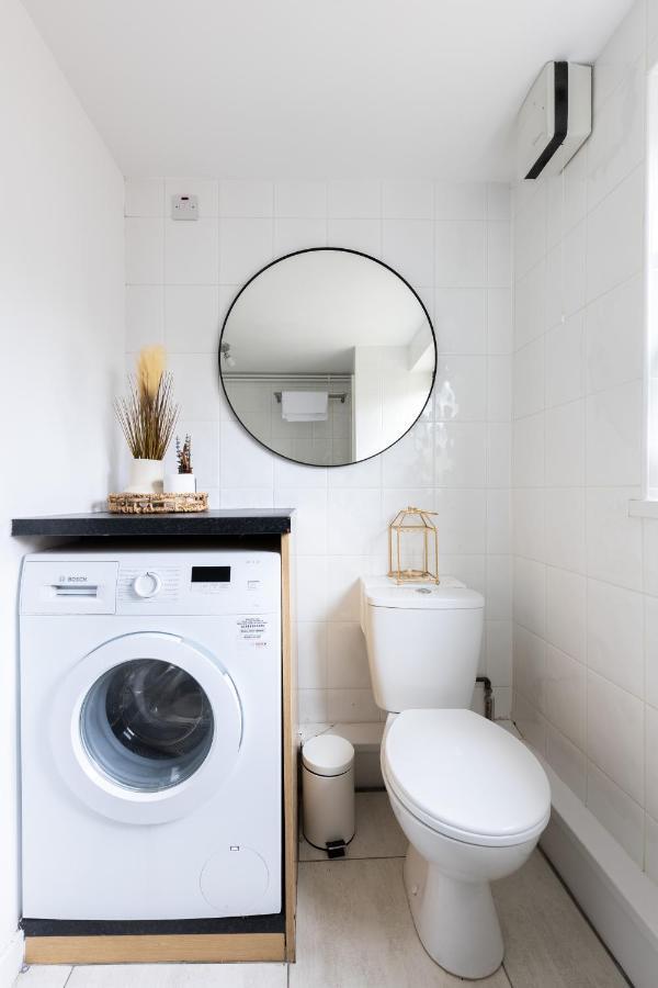 Levi Suite By Koya Homes - 3-Bedroom Home, Downtown Cardiff, Free Parking Extérieur photo