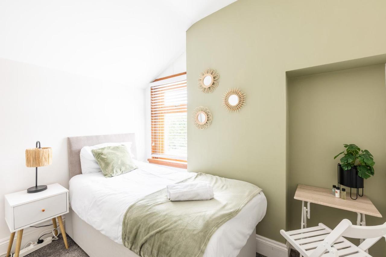 Levi Suite By Koya Homes - 3-Bedroom Home, Downtown Cardiff, Free Parking Extérieur photo