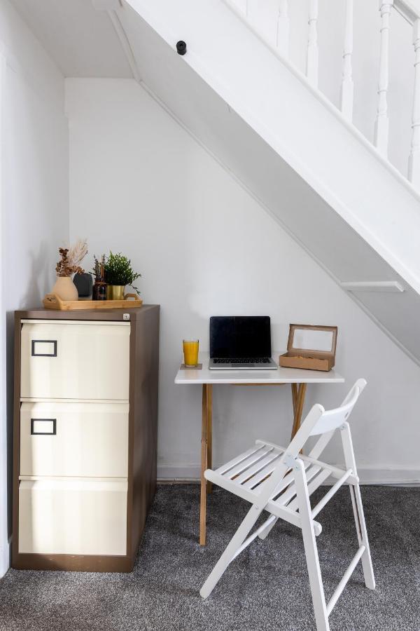 Levi Suite By Koya Homes - 3-Bedroom Home, Downtown Cardiff, Free Parking Extérieur photo