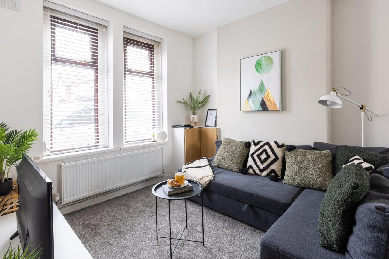 Levi Suite By Koya Homes - 3-Bedroom Home, Downtown Cardiff, Free Parking Extérieur photo