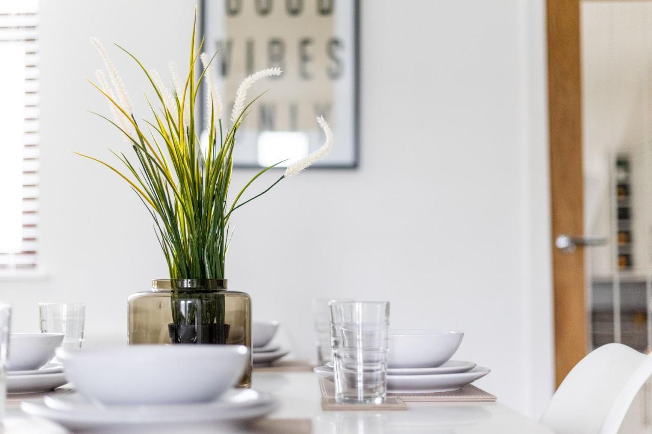 Levi Suite By Koya Homes - 3-Bedroom Home, Downtown Cardiff, Free Parking Extérieur photo