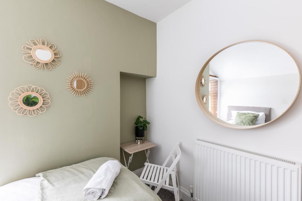 Levi Suite By Koya Homes - 3-Bedroom Home, Downtown Cardiff, Free Parking Extérieur photo