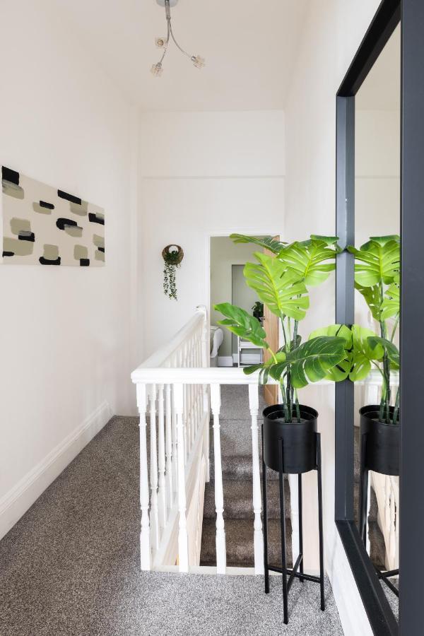 Levi Suite By Koya Homes - 3-Bedroom Home, Downtown Cardiff, Free Parking Extérieur photo